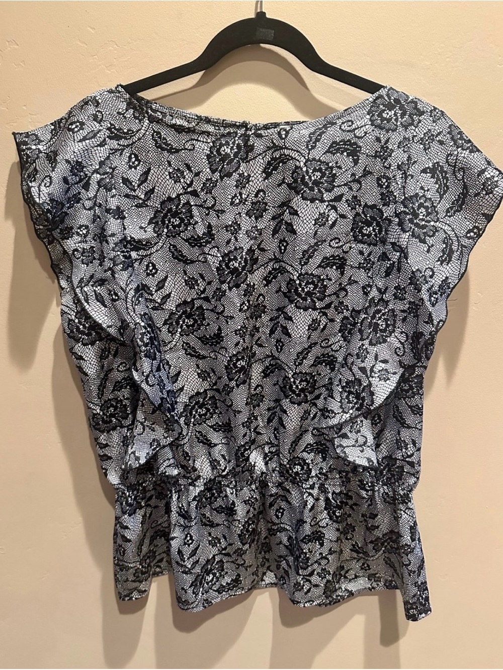 Fred David Black & White Floral Ruffle Peplum Blouse